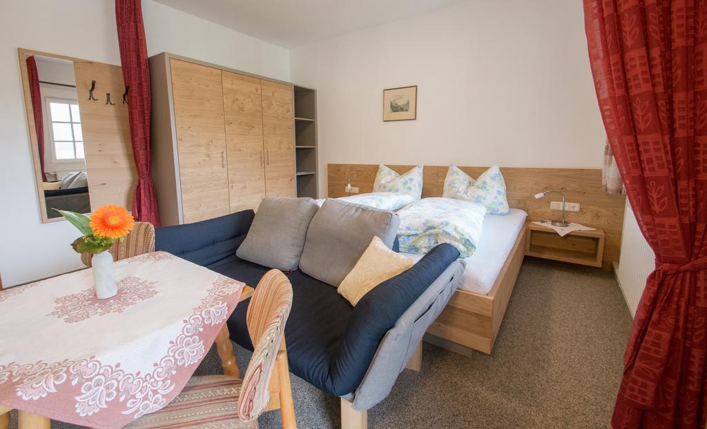 Ferienwohnung Pension Tirol Bichlbach Exterior foto